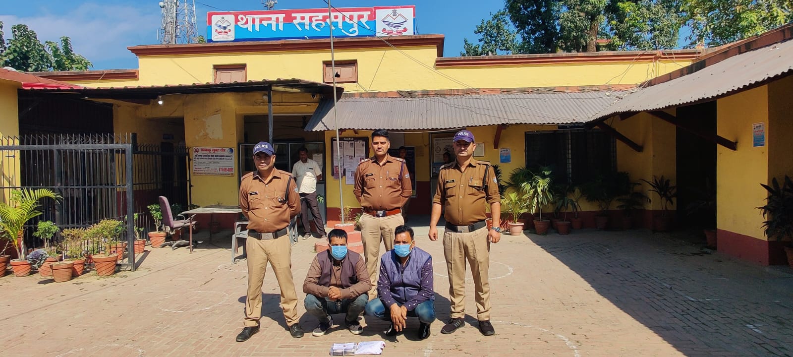 मादक पदार्थों की बड़ी खेप के साथ 2 नशा तस्करों को दून पुलिस ने किया गिरफ्तार