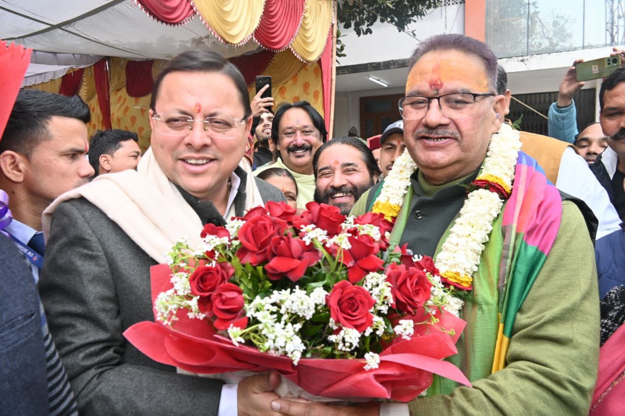 कैबिनेट मंत्री गणेश जोशी के जन्मदिवस पर बधाई देने पहुँचे मुख्यमंत्री पुष्कर सिंह धामी सहित वरिष्ठ बीजेपी नेता