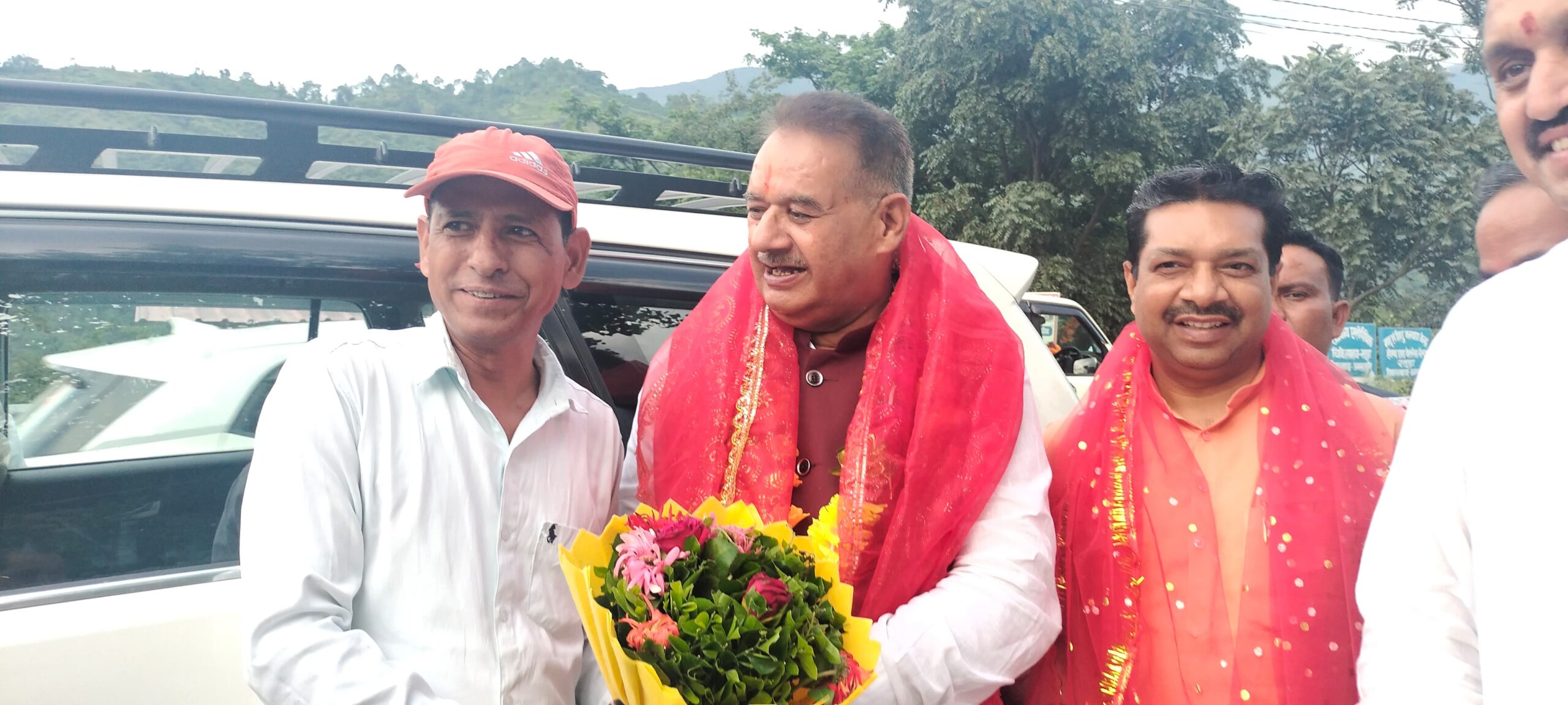 कैबिनेट मंत्री गणेश जोशी ने रुद्रप्रयाग स्थित भाजपा जिला कार्यालय पहुंचकर आगामी चुनावी रणनीति तथा सदस्यता अभियान के संबंध में विस्तृत चर्चा की 