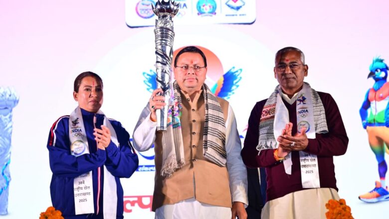 मुख्यमंत्री खिलाड़ी प्रोत्साहन योजना के माध्यम से 14 से 23 वर्ष के खिलाड़ियों को 2000 रुपए प्रतिमाह की छात्रवृत्ति प्रदान करने के साथ ही 10 हजार रूपए प्रति खिलाड़ी खेल उपकरण खरीदने हेतु भी दिए जा रहे हैं।