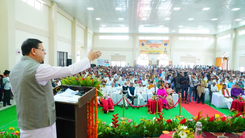 मुख्यमंत्री ने एम.डी.डी.ए. को सामुदायिक भवन के संचालन के लिए एस.ओ.पी बनाने के निर्देश दिए। 