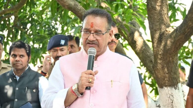 मंत्री गणेश जोशी ने कहा कि प्रधानमंत्री नरेंद्र मोदी के नेतृत्व में भारत सरकार किसानों की आय को दोगुना करने और ‘विकसित भारत’ की परिकल्पना को साकार करने के लिए प्रतिबद्ध है।      