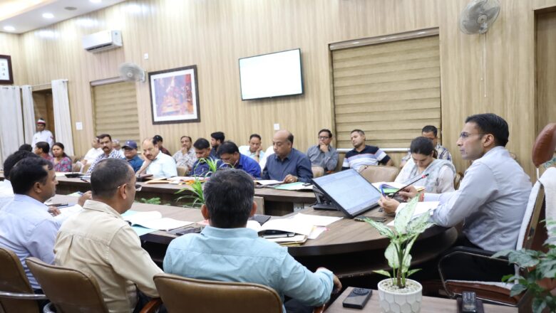 2023-24 से कुछ विभागों की दिख रही शिकायतें; टाइमबार्ड 36 दिन से ज्यादा कई विभागों की कई शिकायत दिखने पर डीएम सख्त नाराज   