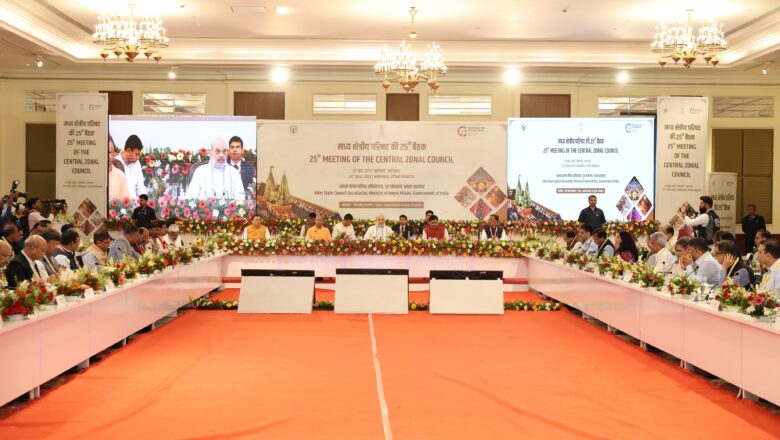 मुख्यमंत्री धामी ने केन्द्रीय गृह मंत्री से आग्रह किया वाईब्रेंट विलेज कार्यक्रम के अंतर्गत राज्य के सीमावर्ती गाँवों में सुविधाओं का विकास किया जाए जिससे वहां हो रहे पलायन को रोकने में सहायता मिल सके   