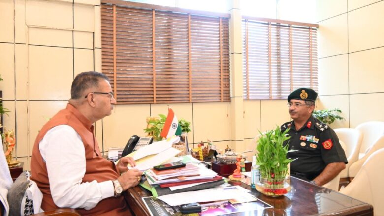 मंत्री गणेश जोशी और ब्रिगेडियर राम सिंह थापा के बीच बीरपुर बनिया बाजार में जलभराव से प्रभावित 27 परिवारों की समस्या पर विचार-विमर्श हुआ।   