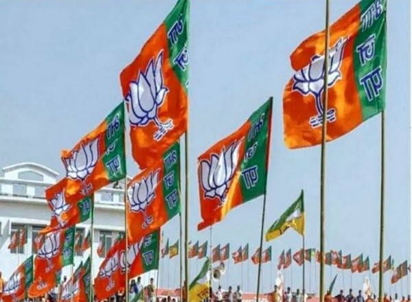 चुनाव कोई भी हो उत्तराखंड की जनता हमेशा भाजपा के साथ : विधानसभा चुनाव प्रचंड समर्थन, लोकसभा चुनाव प्रचंड समर्थन ,निकाय चुनाव प्रचंड समर्थन , ग्राम पंचायत चुनाव प्रचंड समर्थन