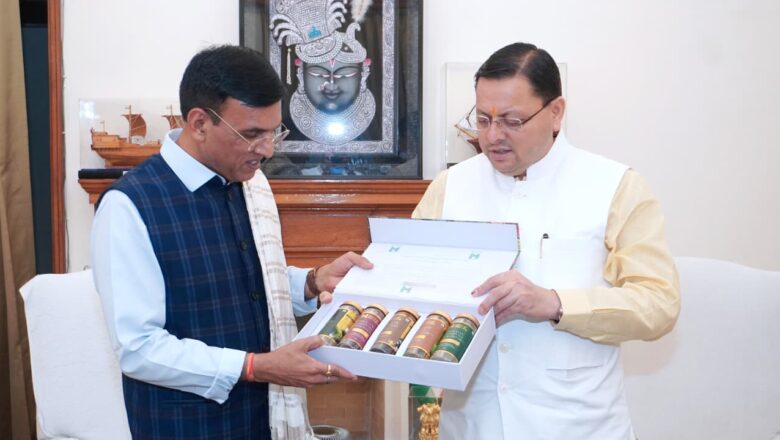 केंद्रीय मंत्री डॉ. मनसुख मांडविया ने मुख्यमंत्री पुष्कर सिंह धामी को दिया आश्वासन—उत्तराखंड में खेलों के विकास के लिए हरसंभव सहयोग मिलेगा      