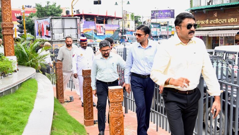 डीएम सविन बंसल ने कहा कि स्वयं सहायता समूहों के माध्यम से संचालित हिलांस कैंटीन से कई लोगों को स्वरोजगार मिला है।   