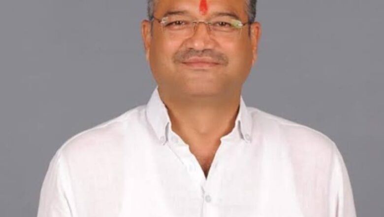 जो सोशल मीडिया पर पार्टी पर वार कर रहे हैं, उन्हें याद रखना होगा अनुशासन: मेयर की दो टूक