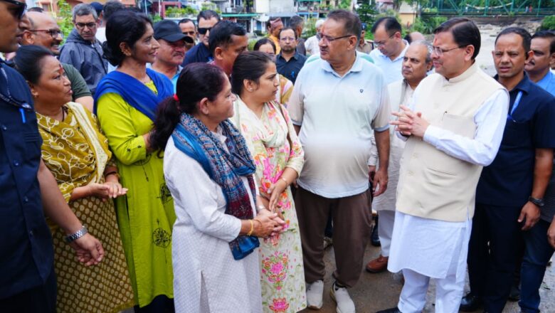 आपदा से जूझते उत्तराखंड को धामी का भरोसा – हर प्रभावित परिवार तक पहुँचेगी मदद और संवेदनशील प्रशासनिक व्यवस्था