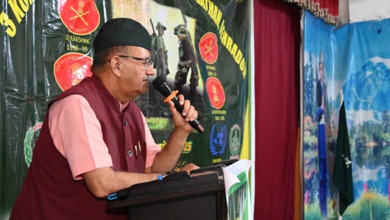 वीर शहीदों को नमन कर, उनकी अमर गाथाओं को सहेजने वाले जनसेवक गणेश जोशी”