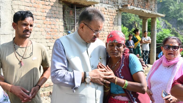मंत्री गणेश जोशी ने स्थानीय लोगों से भेंट कर उनकी समस्याएं सुनी और गाजियावाला में क्षतिग्रस्त मार्ग के पुनर्निर्माण कार्यों का निरीक्षण किया