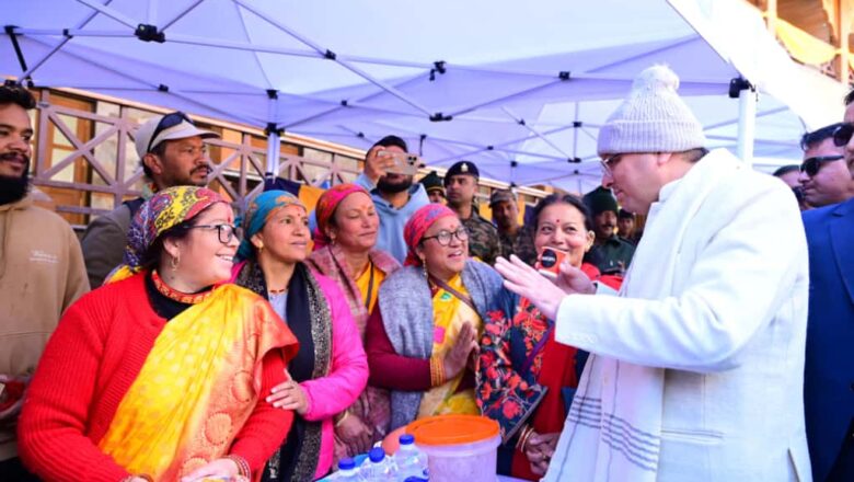 मुख्यमंत्री ने कहा कि यह महोत्सव केवल मनोरंजन का माध्यम नहीं बल्कि सर्दियों के मौसम में पर्यटन विकास, रोजगार सृजन, रिवर्स पलायन को बढ़ावा और सीमांत क्षेत्रों की अर्थव्यवस्था को सशक्त करने में सहायक सिद्ध होगा   