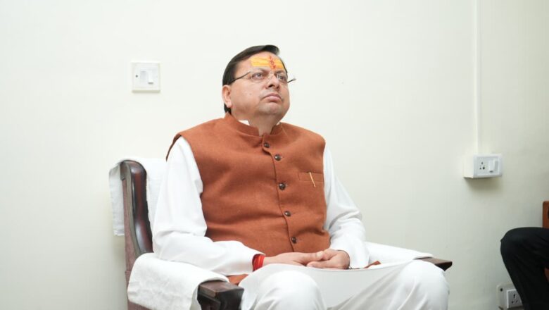 सड़कों की स्थिति की नियमित देखरेख सुनिश्चित की जाए : धामी      