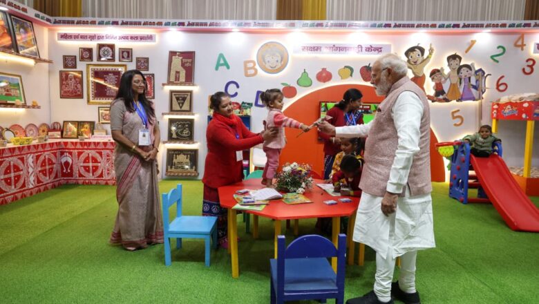 प्रधानमंत्री ने उत्तराखंड की विकास यात्रा से जुड़े युवाओं, उद्यमियों, महिलाओं से किया संवाद