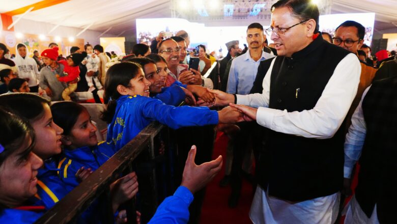 आदि गौरव महोत्सव में मुख्यमंत्री धामी बोले—जनजातीय युवा आज आईटीआई, तकनीकी प्रशिक्षण और उद्यमिता के माध्यम से नई दिशाओं में अग्रसर