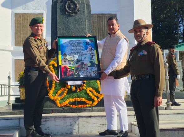 शौर्यभूमि लैंसडाउन में वीर शहीदों को नमन कर सांसद अनिल बलूनी जी ने यमकेश्वर क्षेत्र में विकास संवाद की नई पहल की शुरुआत की
